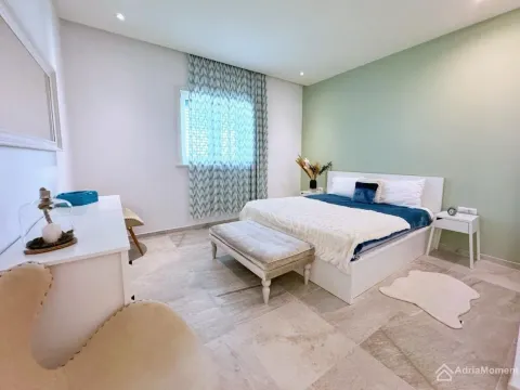 Prodaja, jednosoban stan, 76m², Luštica Bay, Tivat - image 15