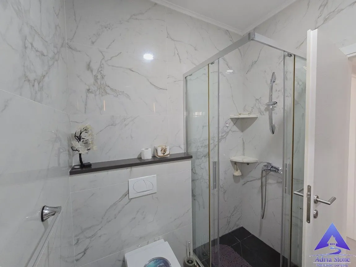 Prodaja, dvosoban stan, 80m², Mažina, Tivat