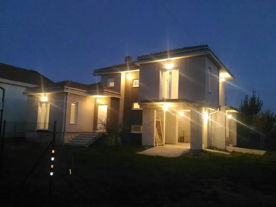Rent, house, 180m², Gornja Gorica, Podgorica