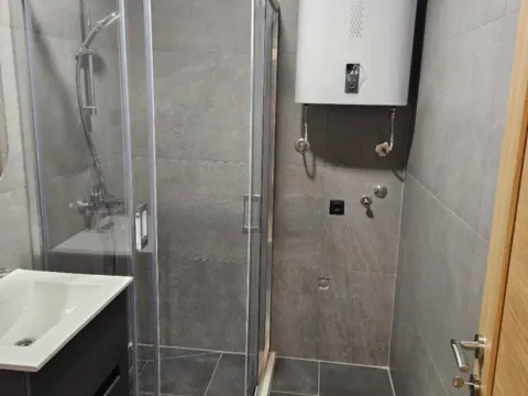 Sale, studio apartment, 32m², Centar, Cetinje - image 11