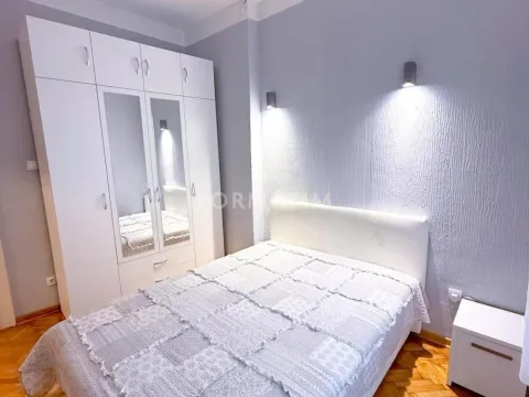 Izdavanje, dvosoban stan, 52m², Cvetni Trg, Vračar Sve Podlokacije - image 5