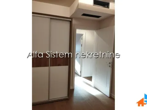 Izdavanje, trosoban stan, 76m², Autokomanda, Voždovac Sve Podlokacije - image 10