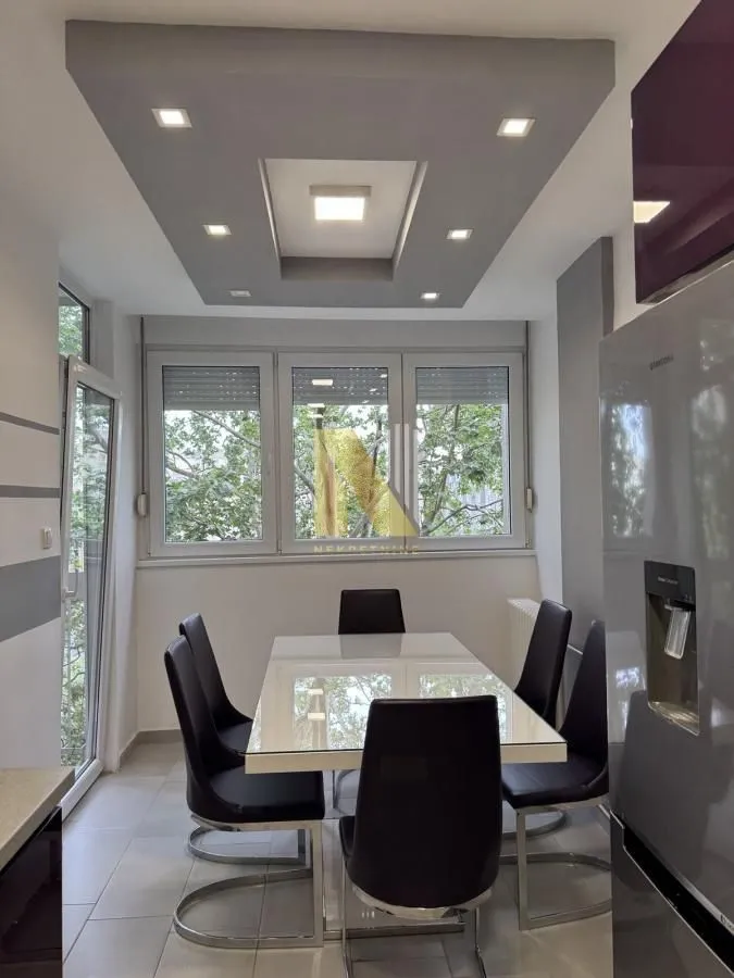 Izdavanje, dvosoban stan, 65m², Liman 3, Novi Sad Sve Podlokacije