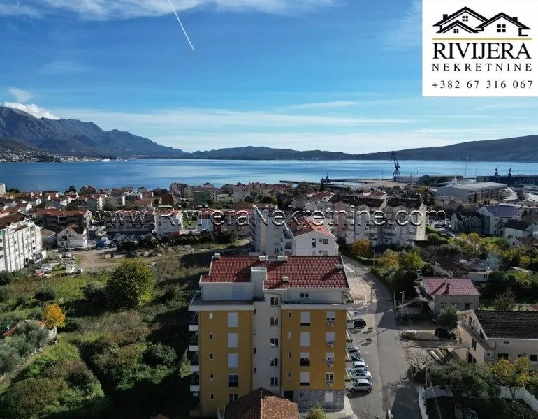 Prodaja, trosoban stan, 150m², Bijela, Herceg Novi