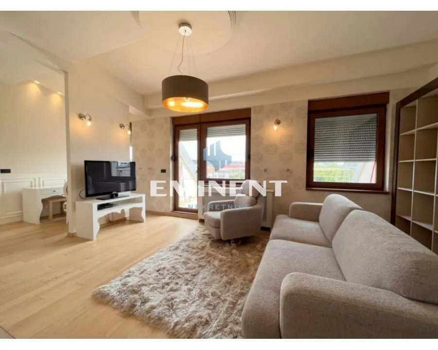 Rent, apartment, 87m², Crveni Krst, Beograd