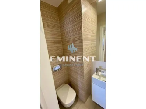 Rent, apartment, 60m², Vračar Sve Podlokacije, Beograd - image 12