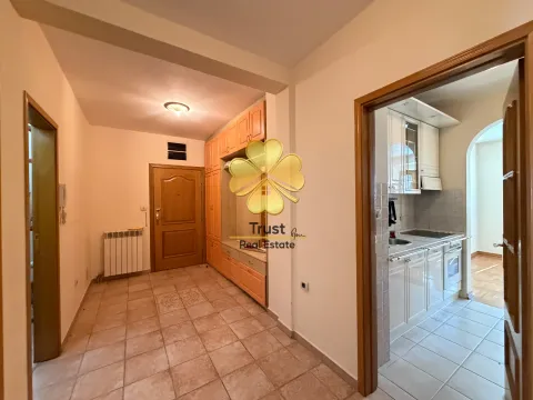 Izdavanje, trosoban stan, 110m², Podgorica, Crna Gora - image 9