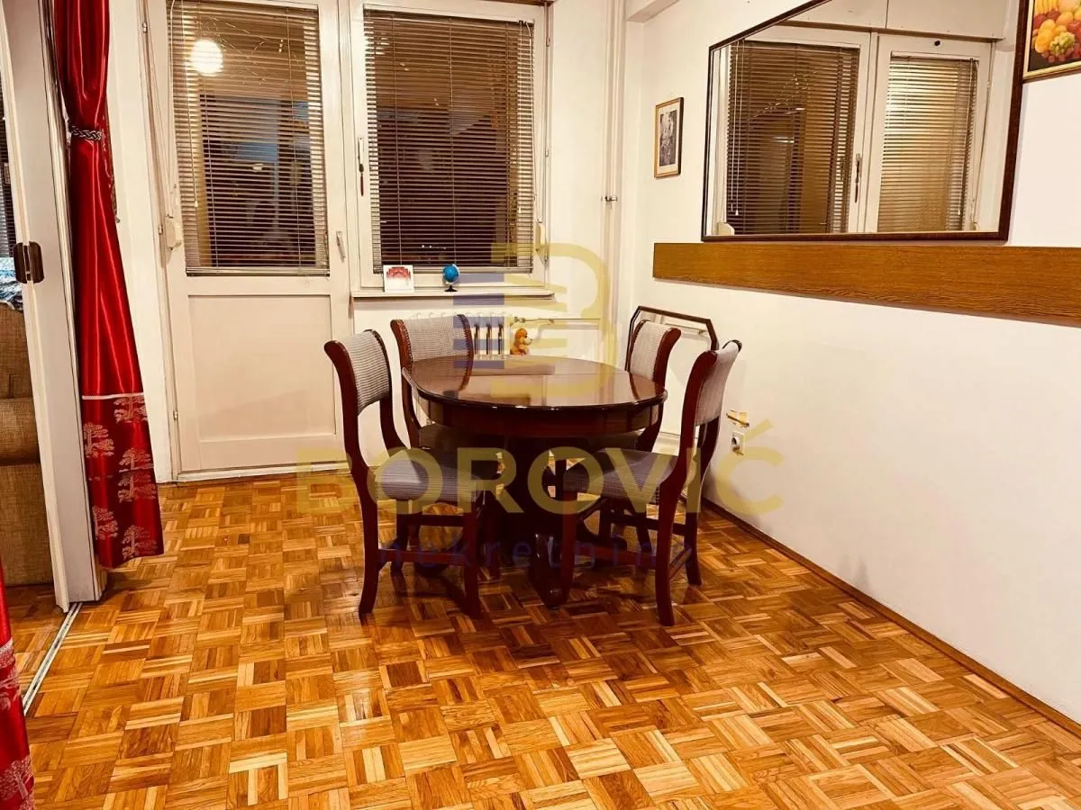 Prodaja, trosoban stan, 101m², Žarkovo, Beograd