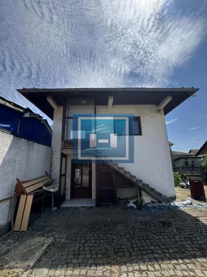 Sale, office space, 900m², Despotovac, Srbija