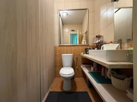 Prodaja, jednosoban stan, 63m², City Kvart, Podgorica - image 8