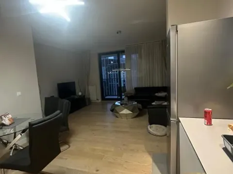 Izdavanje, trosoban stan, 84m², Savski Venac, Beograd - image 5