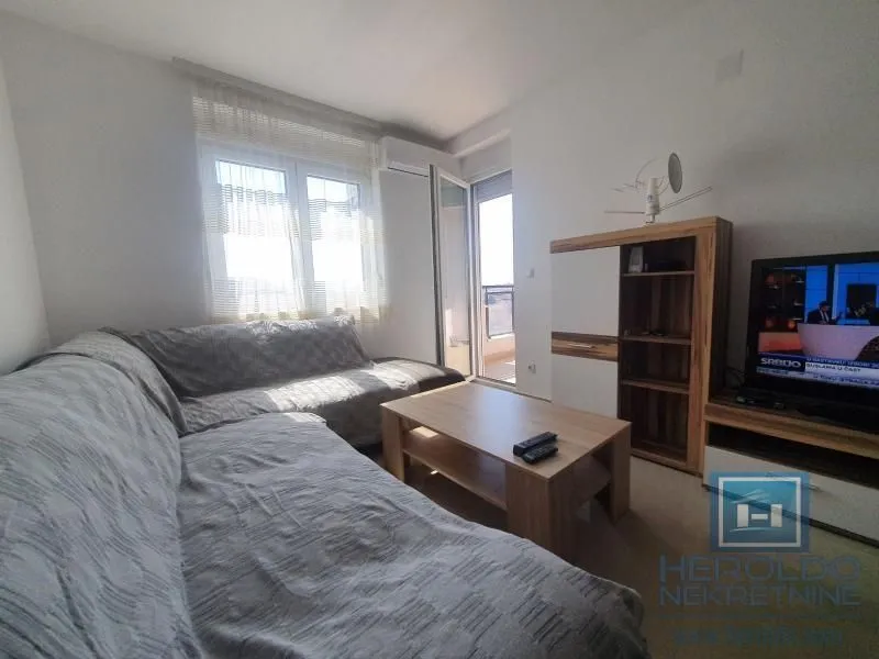 Rent, one bedroom apartment, 44m², Centar, Jagodina