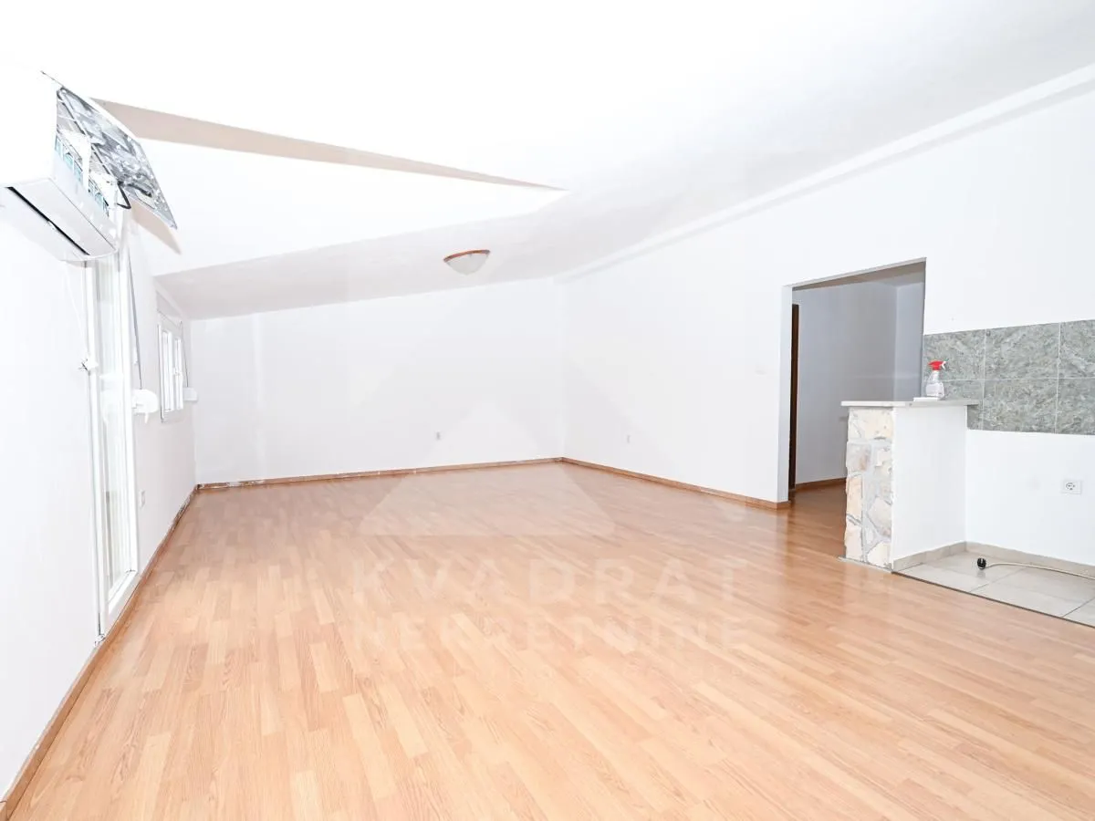 Rent, one bedroom apartment, 60m², Vranići, Podgorica