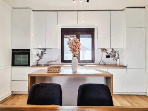 Prodaja, kuća, 200m², Donji Kokoti, Podgorica - image 6