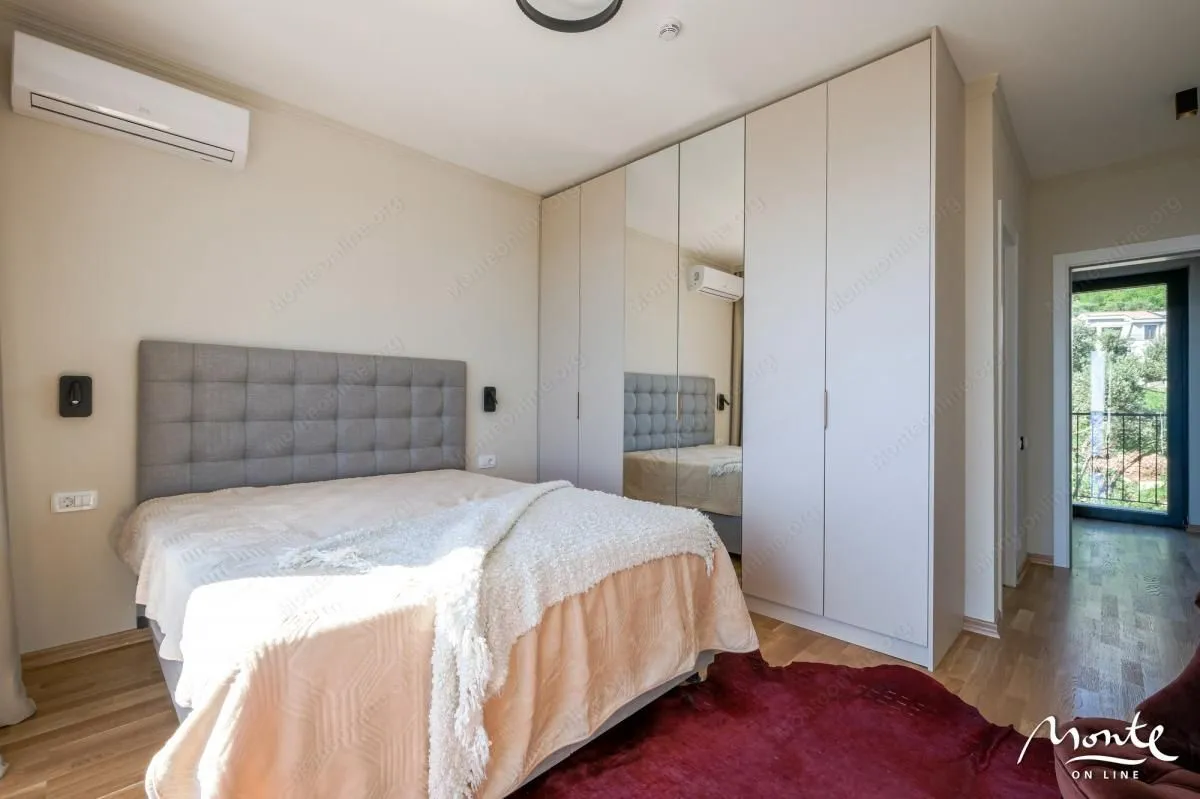 Sale, house, 220m², Reževići, Budva