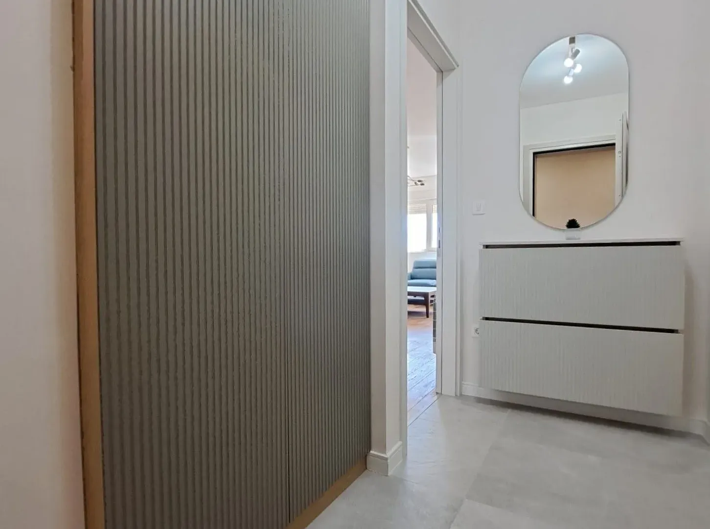 Rent, two bedroom apartment, 69m², Central Point, Podgorica
