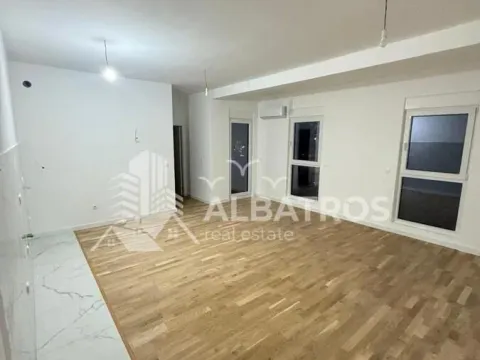 Rent, one bedroom apartment, 582m², Makedonsko naselje, Bar - image 1