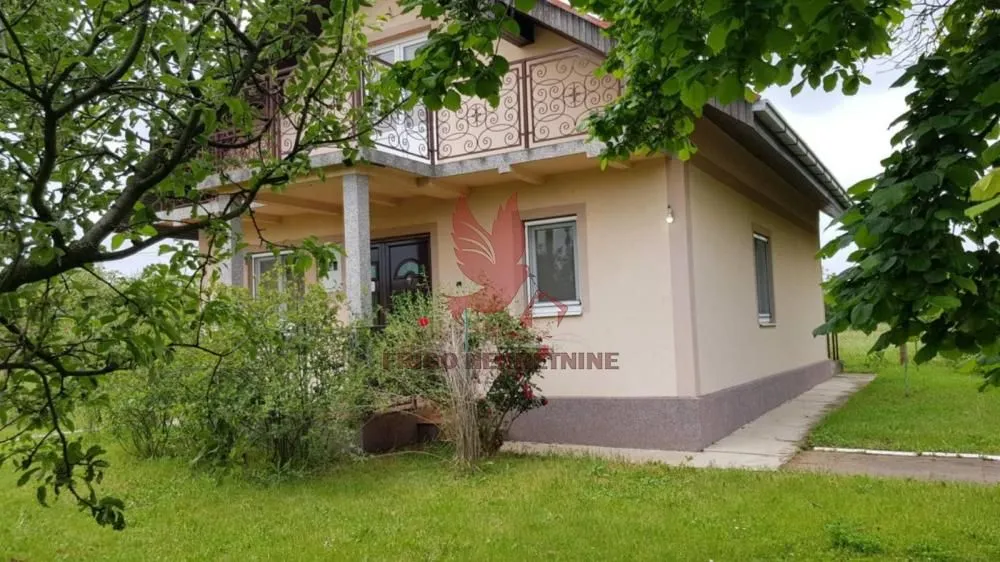 Sale, house, 160m², Medjulužje, Mladenovac