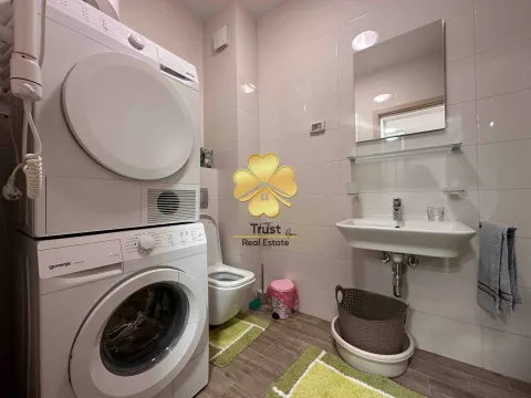 Izdavanje, dvosoban stan, 65m², City Kvart, Podgorica - image 9