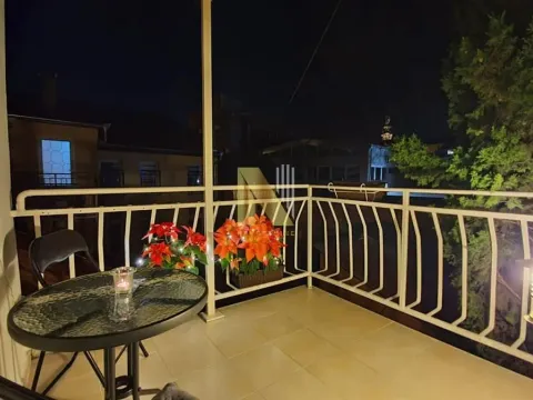 Izdavanje, trosoban stan, 57m², Centar, Novi Sad - image 7