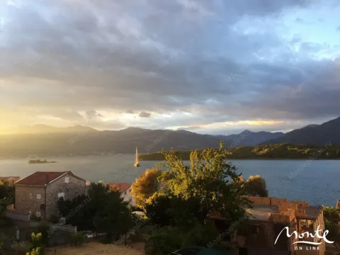 Sale, three bedroom apartment, 98m², Krašići, Tivat - image 3