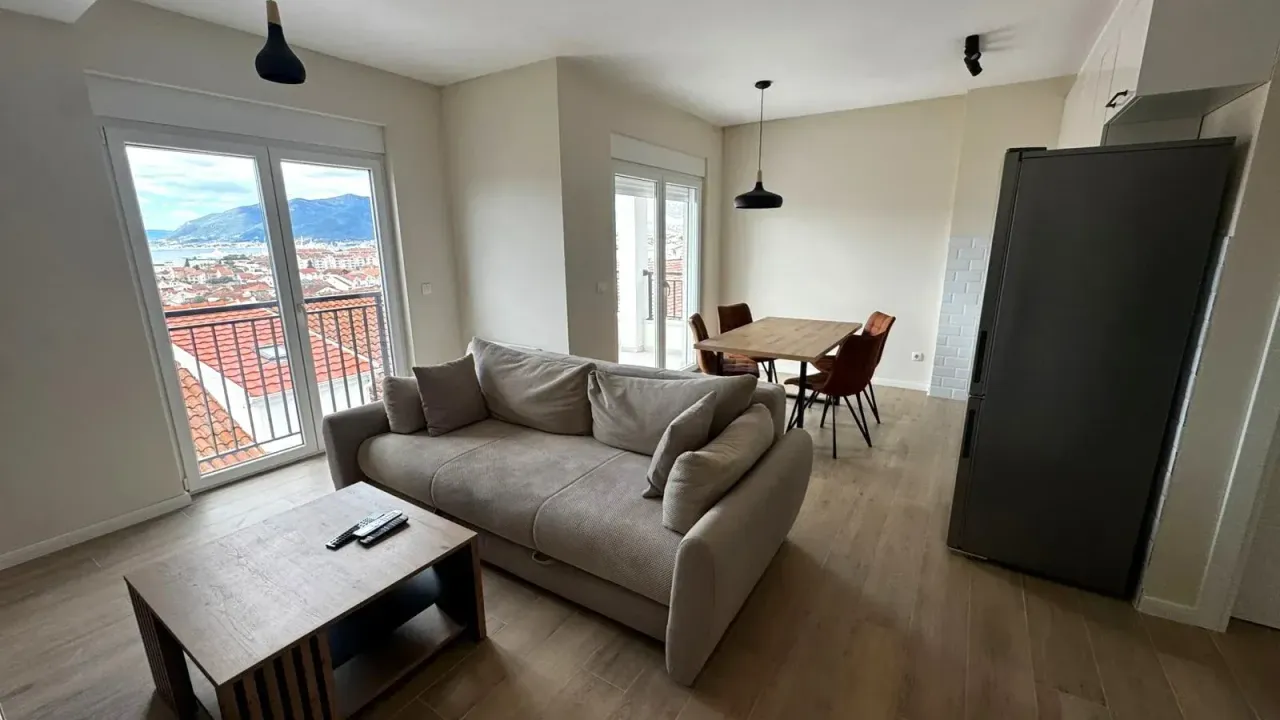 Rent, apartment, 50m², Tivat, Crna Gora