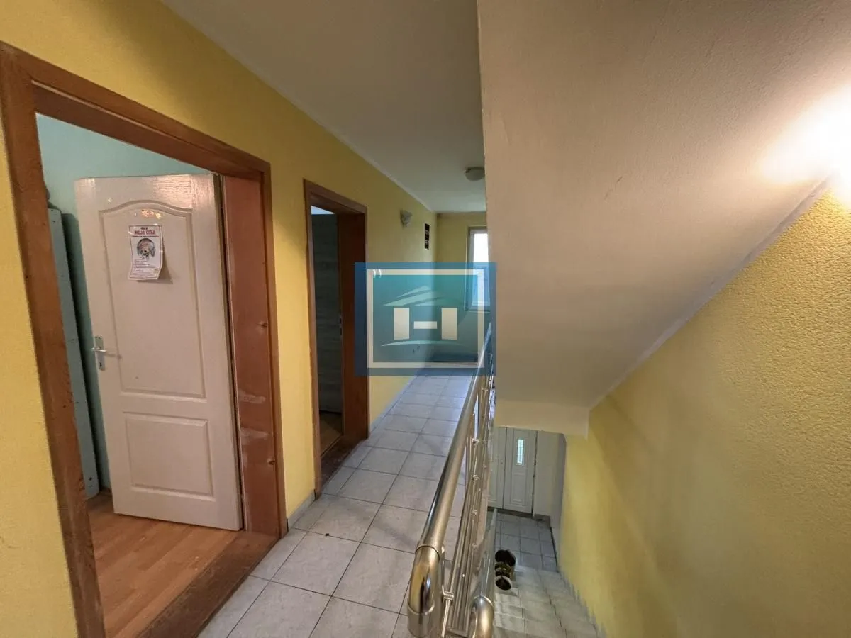 Prodaja, kuća, 194m², Ribare, Jagodina