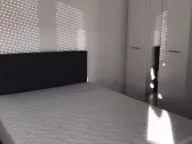 Izdavanje, trosoban stan, 56m², Centar, Jagodina - image 6