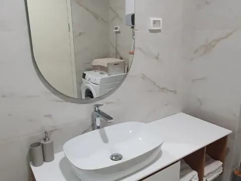 Rent, one bedroom apartment, 58m², Kod Capital Plaze, Podgorica - image 5