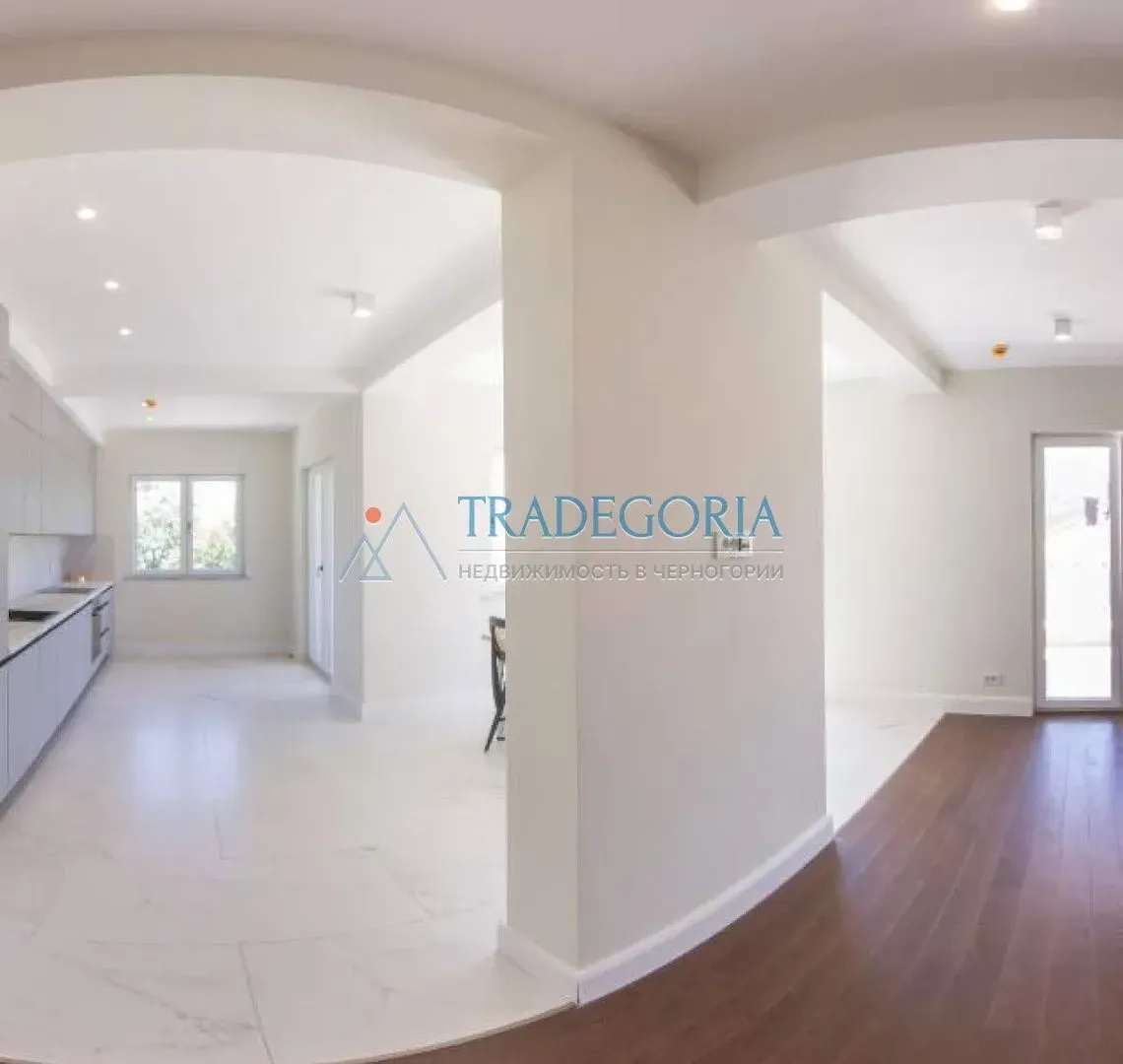 Prodaja, trosoban stan, 225m², Đenovići, Herceg Novi