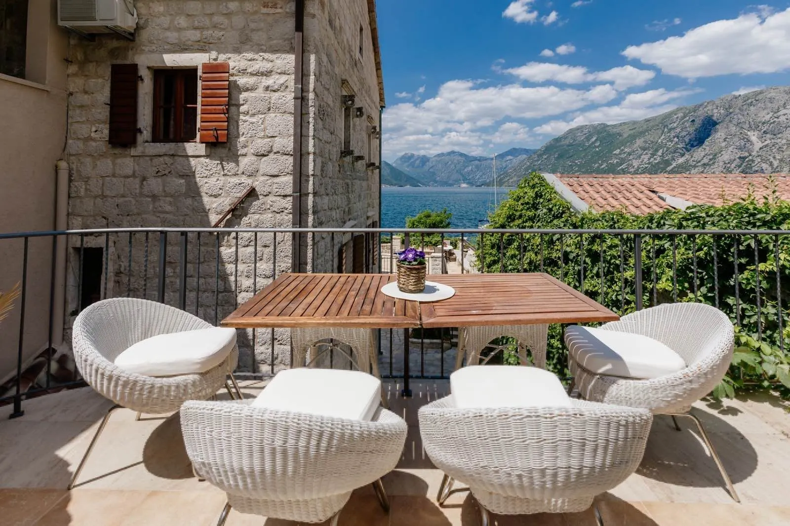 Prodaja, kuća, 370m², Kotor, Crna Gora