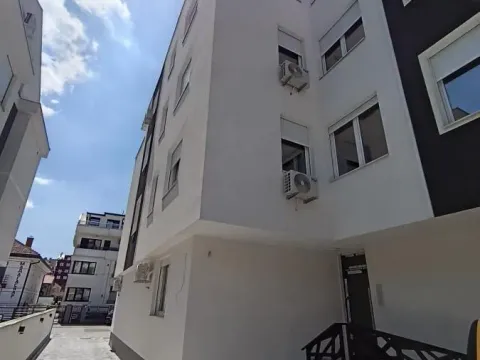Prodaja, dvosoban stan, 41m², Sajmište, Novi Sad - image 2