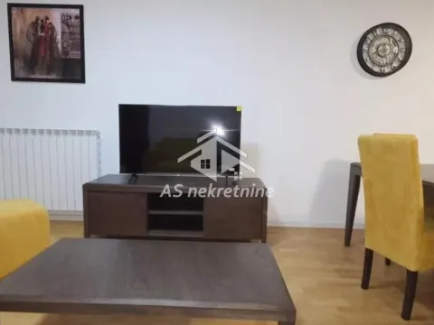 Rent, three bedroom apartment, 68m², Višnjica, Palilula Sve Podlokacije - image 4