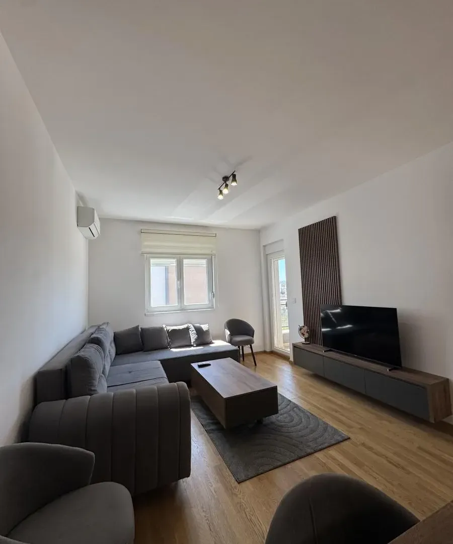 Izdavanje, stan, 46m², Stari Aerodrom, Podgorica