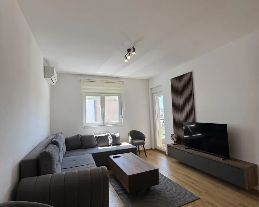 Rent, apartment, 46m², Stari Aerodrom, Podgorica