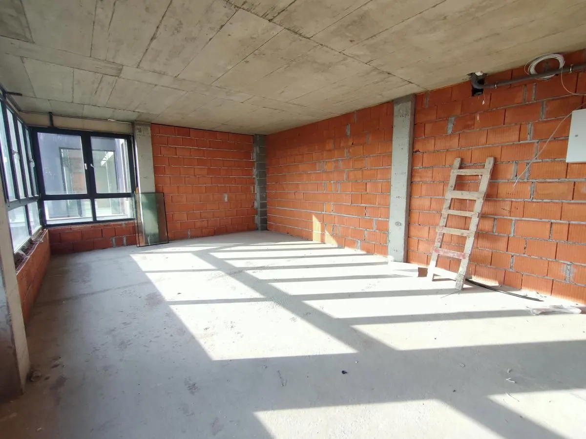 Sale, office space, 434m², Salajka, Novi Sad Sve Podlokacije