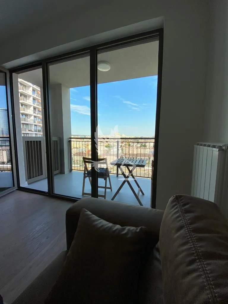 Rent, three bedroom apartment, 74m², Stari Grad, Beograd