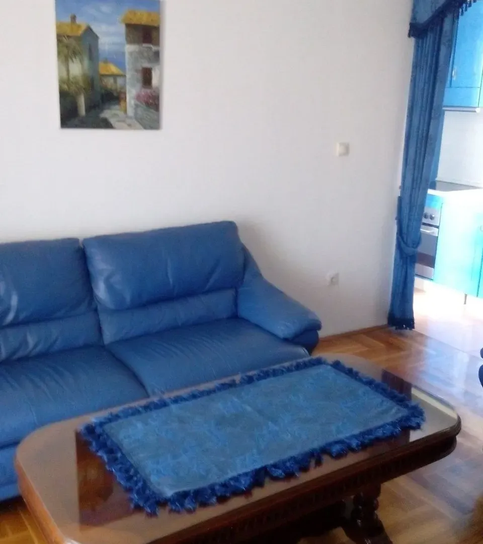 Rent, one bedroom apartment, 50m², Mainski Put, Budva