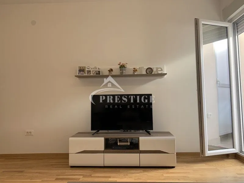 Rent, one bedroom apartment, 45m², City Kej, Podgorica