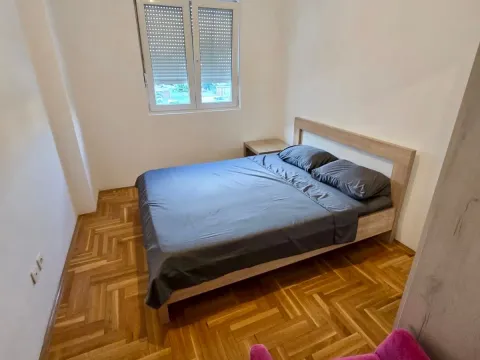 Rent, two bedroom apartment, 81m², Stari Aerodrom, Podgorica - image 10
