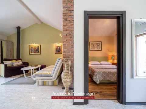 Prodaja, kuća, 266m², Kotor, Crna Gora - image 56