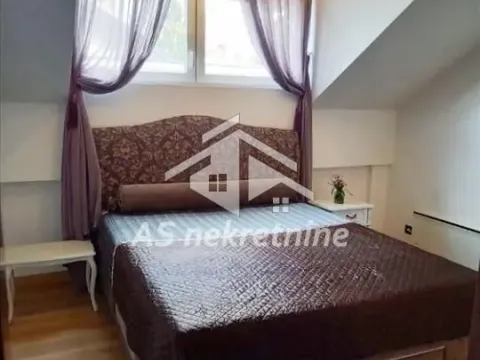 Izdavanje, četvorosoban stan, 120m², Senjak, Beograd - image 10