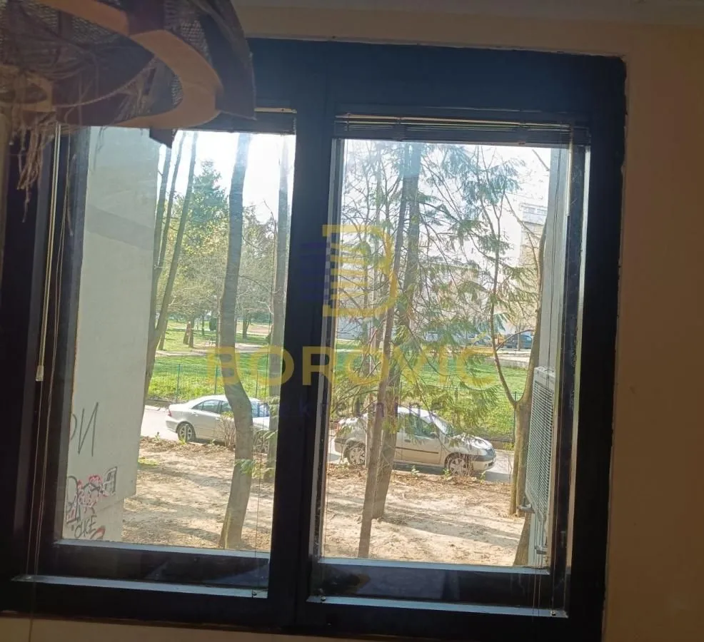 Prodaja, trosoban stan, 74m², Labudovo Brdo, Beograd