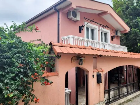 Sale, house, 196m², Bar, Crna Gora - image 16