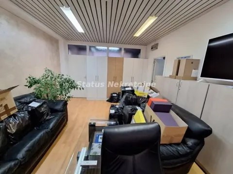 Rent, office space, 46m², Bulevar Oslobodjenja, Novi Sad Sve Podlokacije - image 5