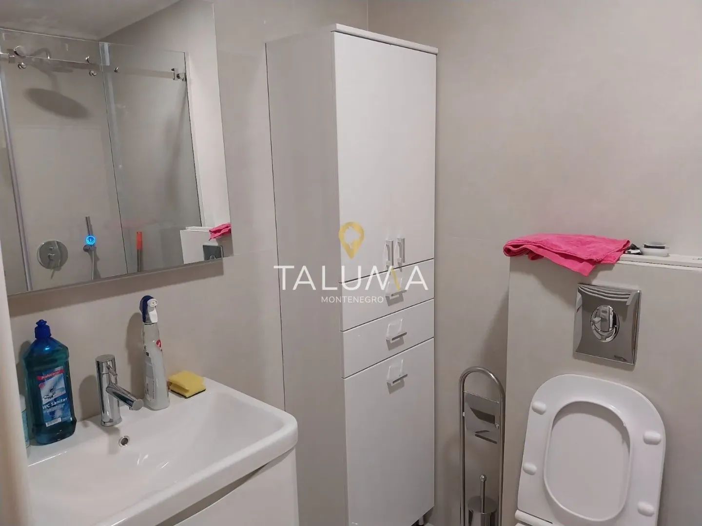 Rent, two bedroom apartment, 55m², City Kvart, Podgorica