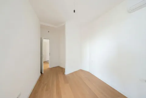 Sale, two bedroom apartment, 59m², Bečići, Budva - image 4