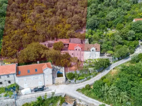 Prodaja, kuća, Dražin Vrt, Kotor - image 5