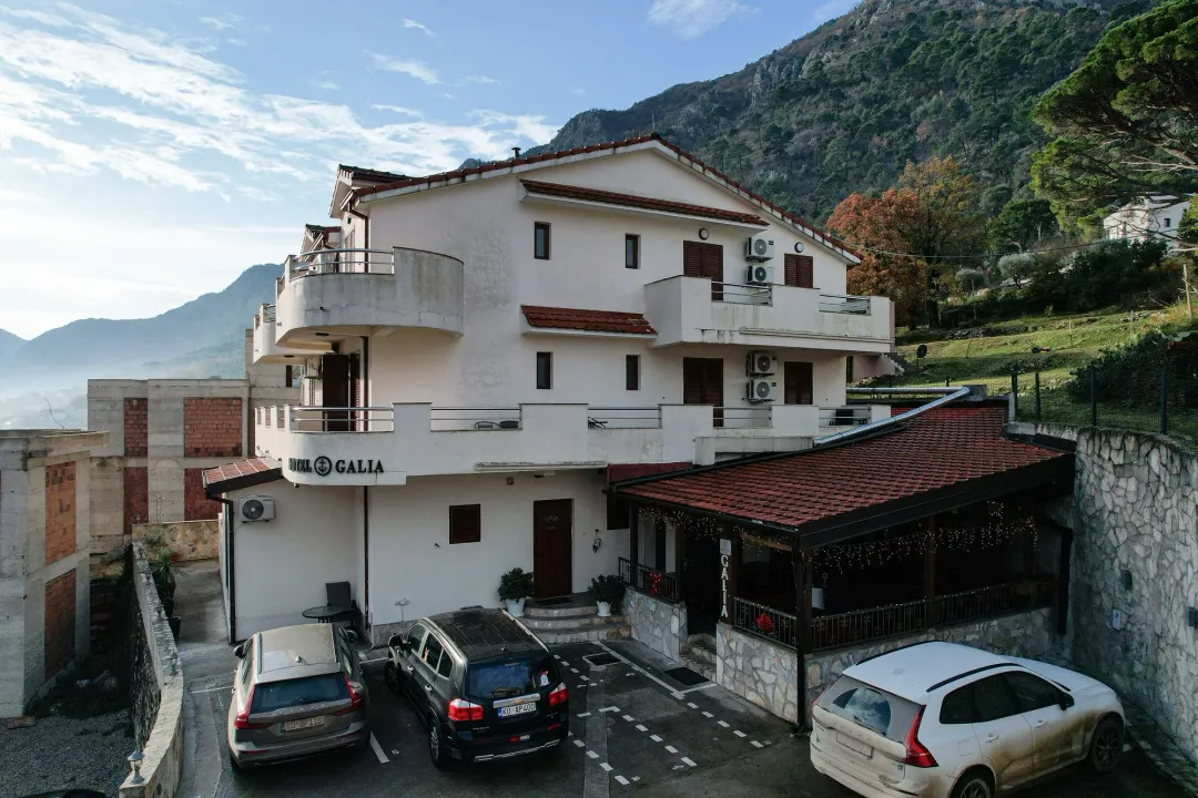 Prodaja, ugostiteljski objekat, 568m², Prčanj, Kotor