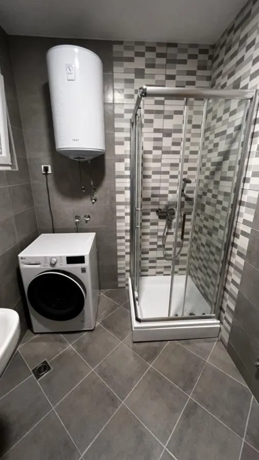 Prodaja, jednosoban stan, 49m², Tivat, Crna Gora